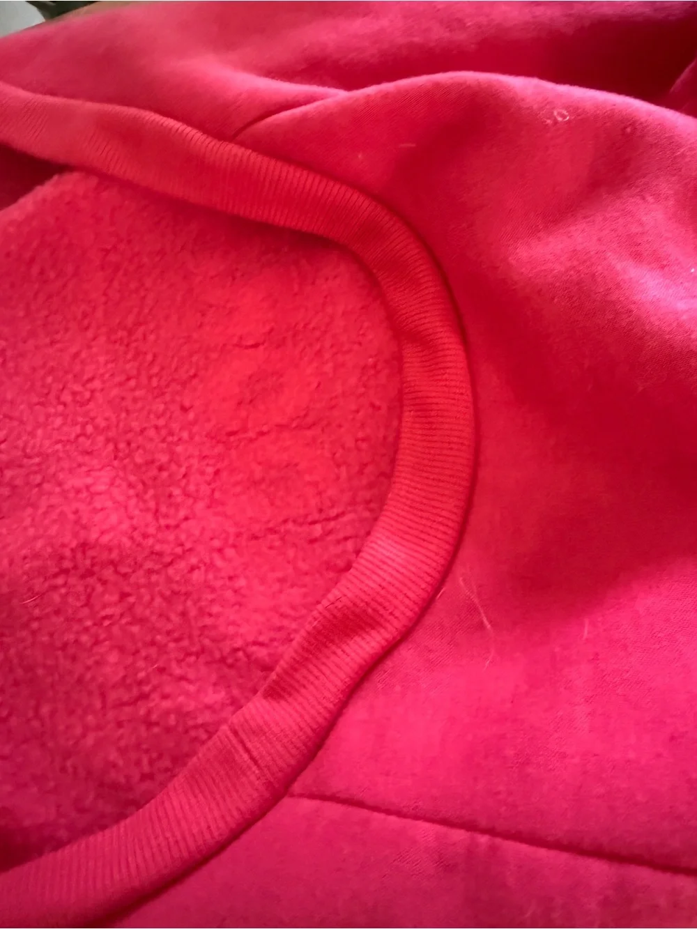 Heart To Tail bright pink